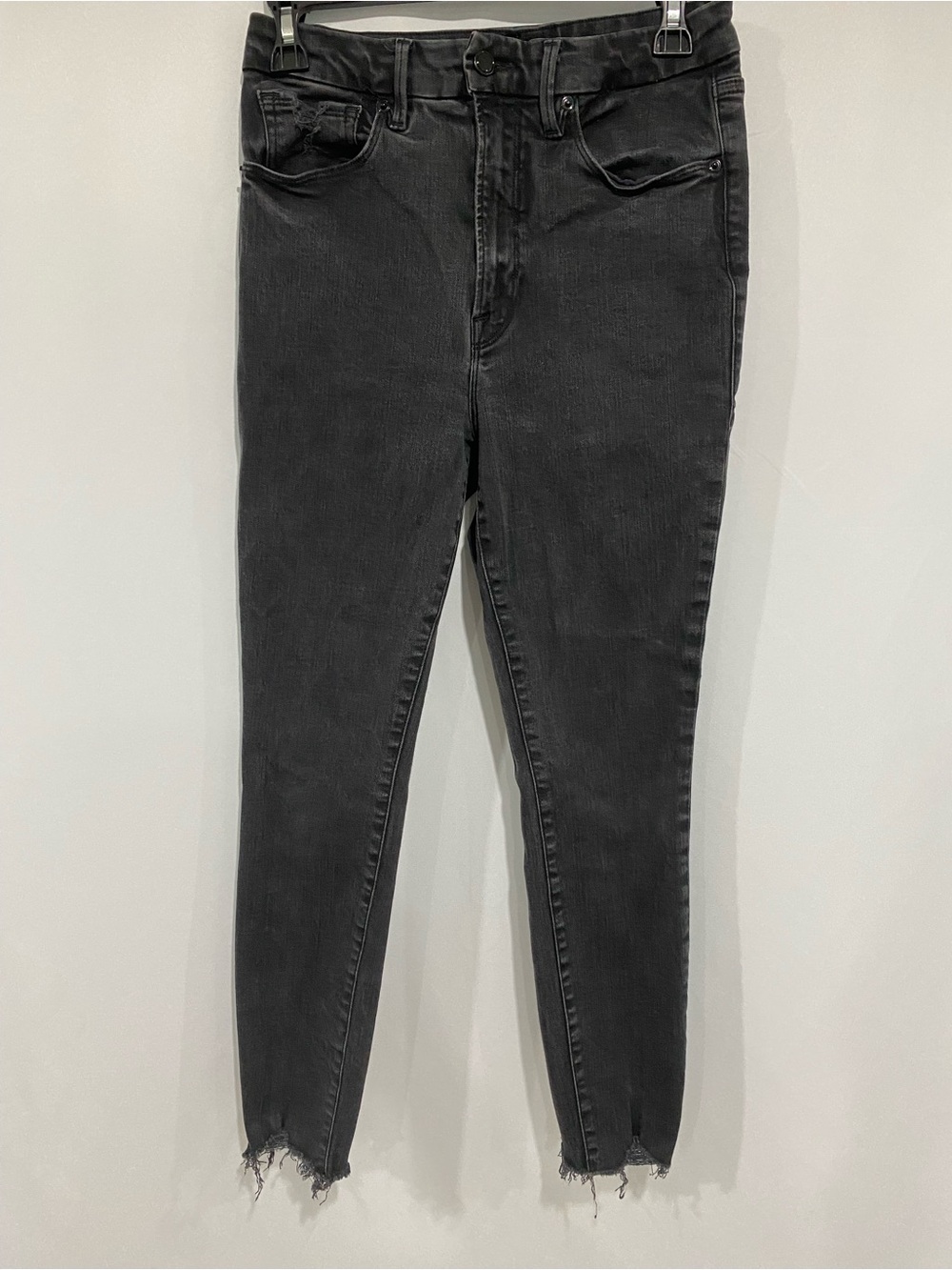 Good American ladies 10 / 30 good waist crop jeans black
